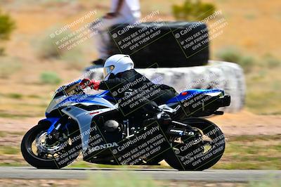 media/Apr-13-2025-TrackXperience (Sun) [[fb1ef998a6]]/Level 2 (Intermediate)/Turn 2 (Session 5)/
